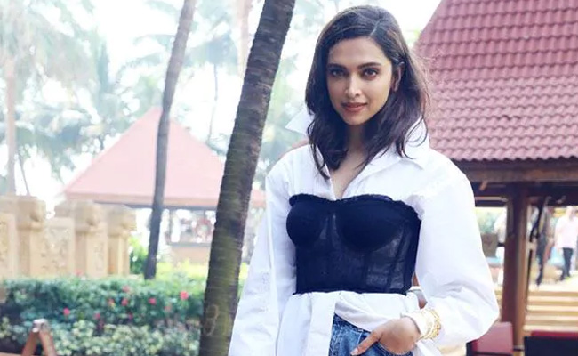 'Do I Look Pregnant?': Deepika Padukone's Response To The Often Asked Question