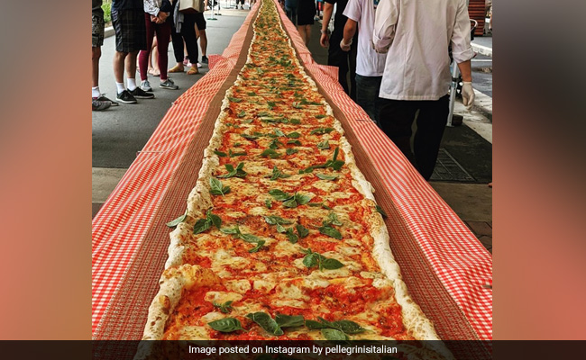 Restaurant Cooks 338-Foot Pizza To Raise Funds For Australia Firefighters
