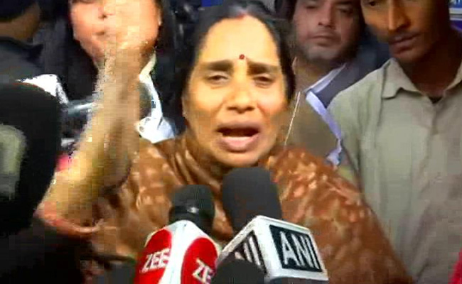 "Convicts' Lawyer Bragged 'Hanging Won't Happen'": Nirbhaya's Mother