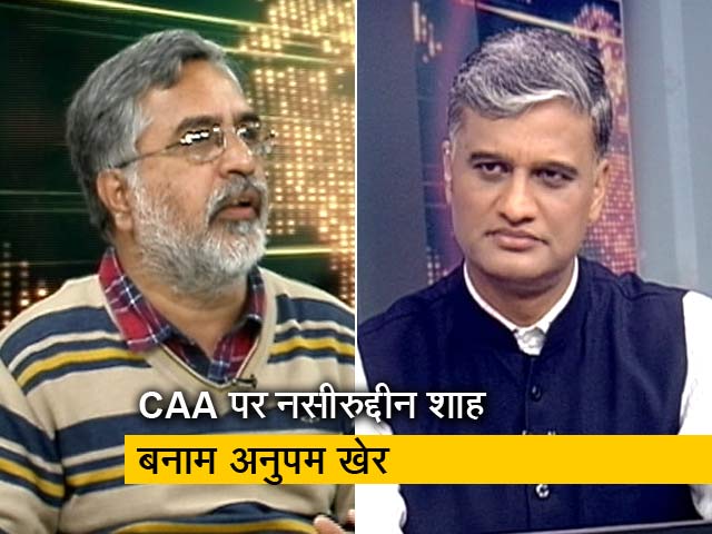 नागरिकता क़ानून को लेकर बॉलीवुड में दो फाड़