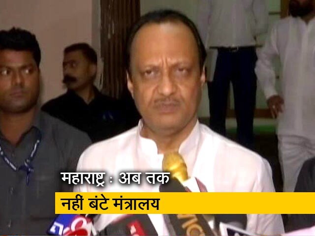 महाराष्ट्र : मंत्रालयों को लेकर बातचीत जारी, राज्यपाल ने की CM से मुलाकात