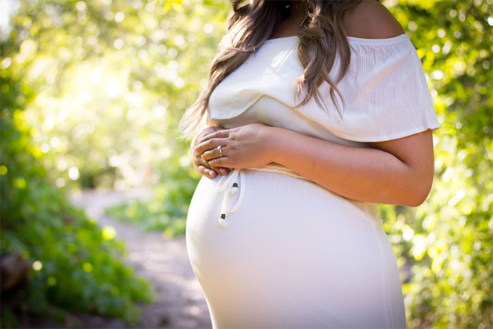 Know post-pregnancy diet tips for working women
