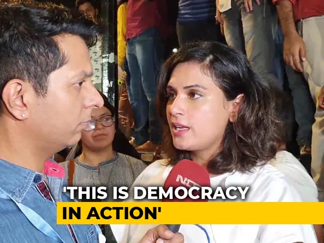 Richa Chadha Joins Protest Supporting JNU Students