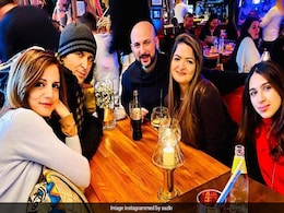 Inside Sussanne Khan's Vacation With Hrithik Roshan And The 'Modern Family' Inside Sussanne Khan's Vacation With Hrithik Roshan And The 'Modern Family'
