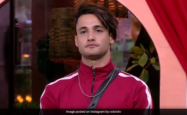 <i>Bigg Boss 13</i> Written Update January 14, 2020: Asim Riaz Becomes First 'Elite Club' Member