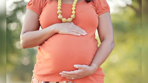 Surrogacy in India: भारत में सरोगेसी के नियम क्या हैं? कौन बन सकता है पैरेंट, क्या है कानून और कितना आता है खर्च?