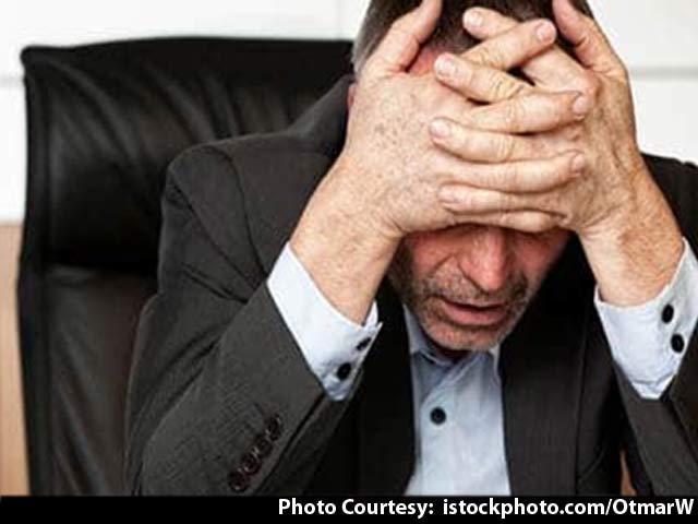 बार बार आते हैं चक्कर, जी मिचलाता है और आने लगता है पसीना... ये बीमारी हो सकती है वजह