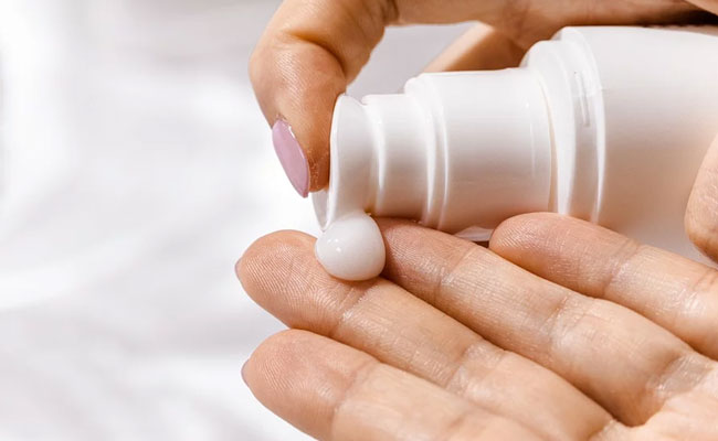 Nourish Extra Dry Hands In Winter With These Hand Creams