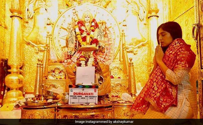 <I>Durgavati</I>: Akshay Kumar, Bhumi Pednekar Seek Blessings On The First Day Of Shoot