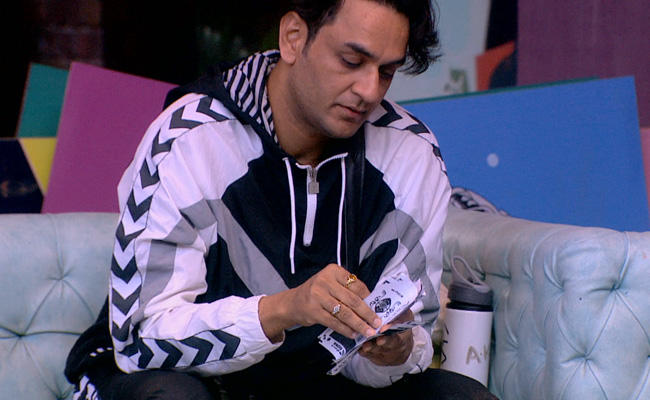 <i>Bigg Boss 13</I> Written Update January 30, 2020: '<I>Noton Ki Baarish</I>' Task Brought Out The Worst In Sidharth Shukla's Connection Vikas Gupta