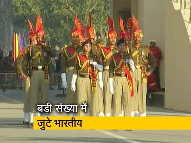 अटॉरी-वाघा बॉर्डर पर मनाया गया गणतंत्र दिवस का जश्न