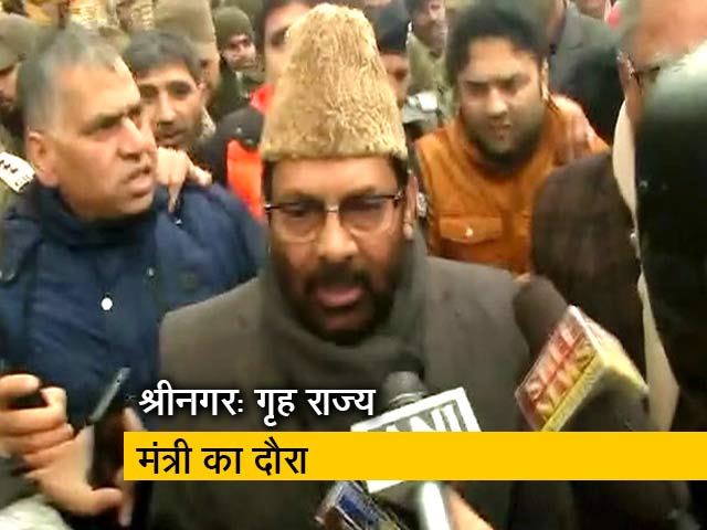 लोगों का भरोसा जीतने के लिए जम्मू-कश्मीर के दौरे पर हैं केंद्र सरकार के कई कैबिनेट मंत्री और नेता