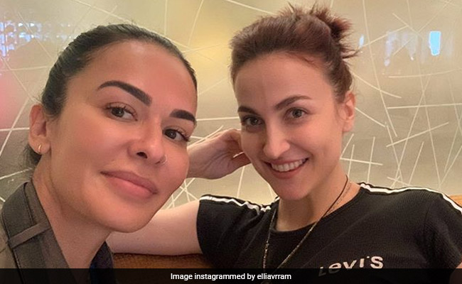 शिखर धवन की पत्नी और बेटे के साथ चिल करती नजर आईं Bigg Boss की एक्स कंटेस्टेंट, लिखा- लव लव लव... देखें Video