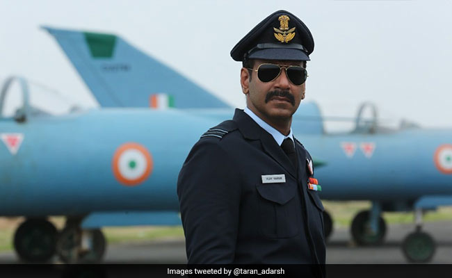<i>Bhuj: The Pride Of India</i> First Look - Ajay Devgn As Air Force Officer Vijay Karnik Is Impressive