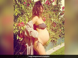 Lisa Haydon, Nine-Months-Pregnant, Shares Fabulous Pic Of Her Baby Bump: 'Any Day Now' Lisa Haydon, Nine-Months-Pregnant, Shares Fabulous Pic Of Her Baby Bump: 'Any Day Now'
