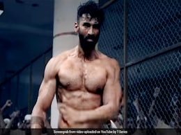 Malang Trailer: 'मलंग' का ट्रेलर रिलीज, दिशा पटानी और आदित्य राय कपूर का दिखा दमदार अंदाज Malang Trailer: 'मलंग' का ट्रेलर रिलीज, दिशा पटानी और आदित्य राय कपूर का दिखा दमदार अंदाज