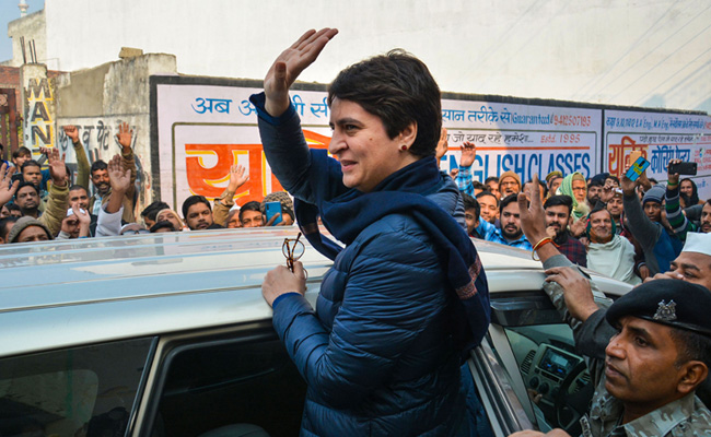 UP Boatman Surprised By Priyanka Gandhi Vadra's Gesture