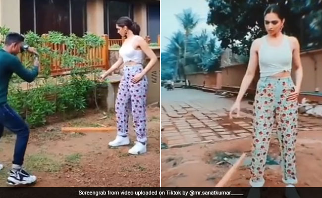 TikTok Viral Video: दीपिका पादुकोण ने ऐसे बनाया लोगों को बेवकूफ, जमीन पर मारा पैर और यूं हाथ में आ गया डंडा