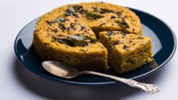 Watch: Use Leftover Rotis To Make The Classic Gujarati Handvo (Recipe Inside)