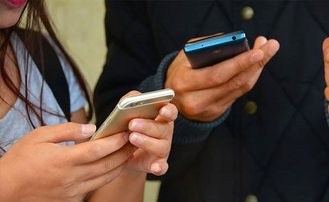 Madhya Pradesh Boy, 15, Injured As Mobile Explodes During Online Class
