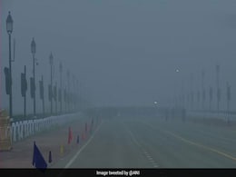 "Moderate" Fog In Delhi, Minimum Temperature Rises To 14.4 Degree Celsius "Moderate" Fog In Delhi, Minimum Temperature Rises To 14.4 Degree Celsius