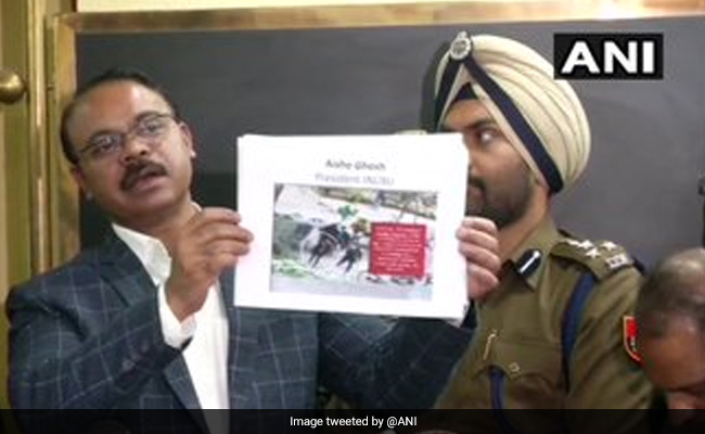 JNU में हुई हिंसा के आरोपियों की दिल्ली पुलिस ने जारी की तस्वीरें, छात्रसंघ अध्यक्ष आइशी घोष का भी नाम