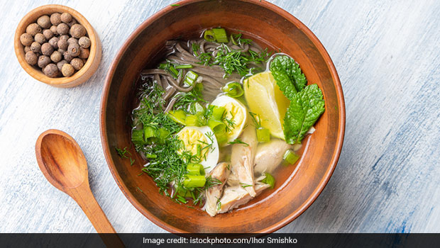 Weight Loss Recipe: This 10 Minute Spinach Soup Is Sure To Be A Hit With Dieters