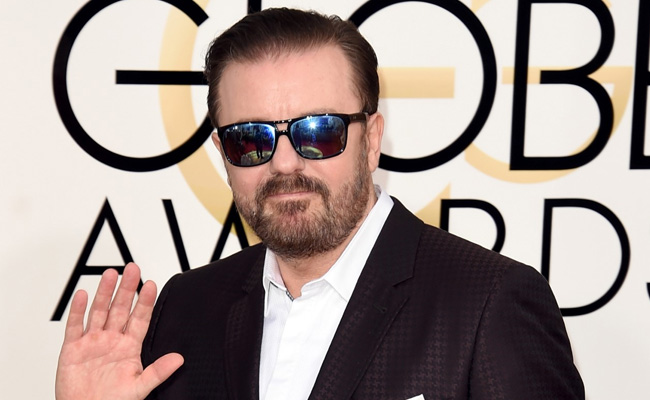 Golden Globes 2020 - Ricky Gervais Roasts Hollywood: 'Let's Laugh At Your Expense'