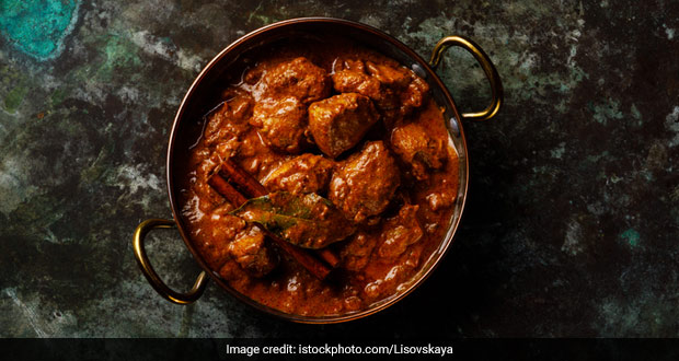 Indian Cooking Tips: Make This Hyderabadi Masala Chicken At Home To Beat Mid-Week Blues