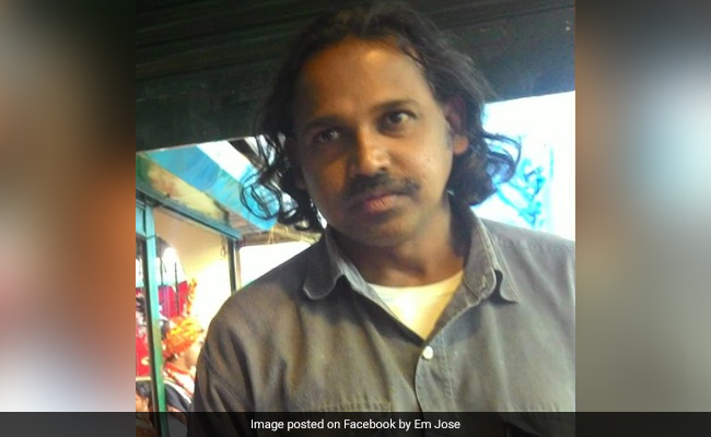 Meghalaya Home Minister Confronts Journalist Outside His Office