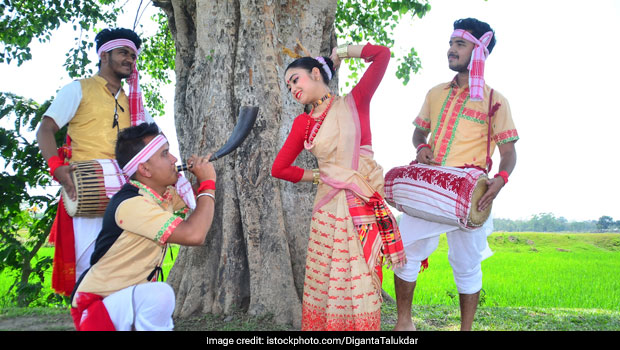 Happy Magh Bihu 2020: Know More About The Festival of Pitha, Laru And Jolpan