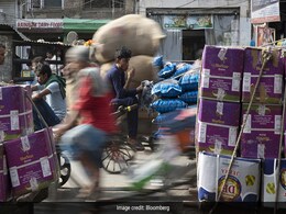 मूडीज ने 2020 में भारत के वृद्धि अनुमान को घटाकर 0.2 फीसदी किया, पहले 2.5 फीसदी का लगाया था अनुमान मूडीज ने 2020 में भारत के वृद्धि अनुमान को घटाकर 0.2 फीसदी किया, पहले 2.5 फीसदी का लगाया था अनुमान