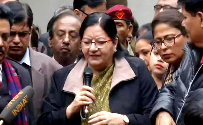 Jamia Vice Chancellor Confronted By Angry Students Over Police Crackdown