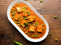 Planning To Make Matar Paneer? This Time, Make It Restaurant-Style! Watch Recipe Video Here Planning To Make Matar Paneer? This Time, Make It Restaurant-Style! Watch Recipe Video Here