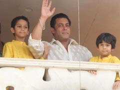 सलमान खान पूरे परिवार के साथ 21 दिन के लिए बंद हो चुके हैं इस जगह पर, कुछ ऐसे बिता रहे हैं समय