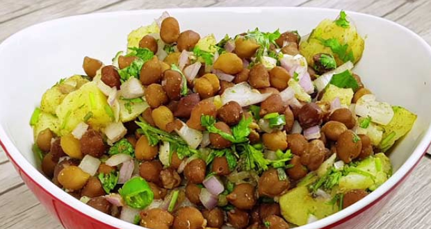 High-Protein Diet: Add This Quick and Easy Kala Chana Chaat To Your Daily Diet (Recipe Video Inside)