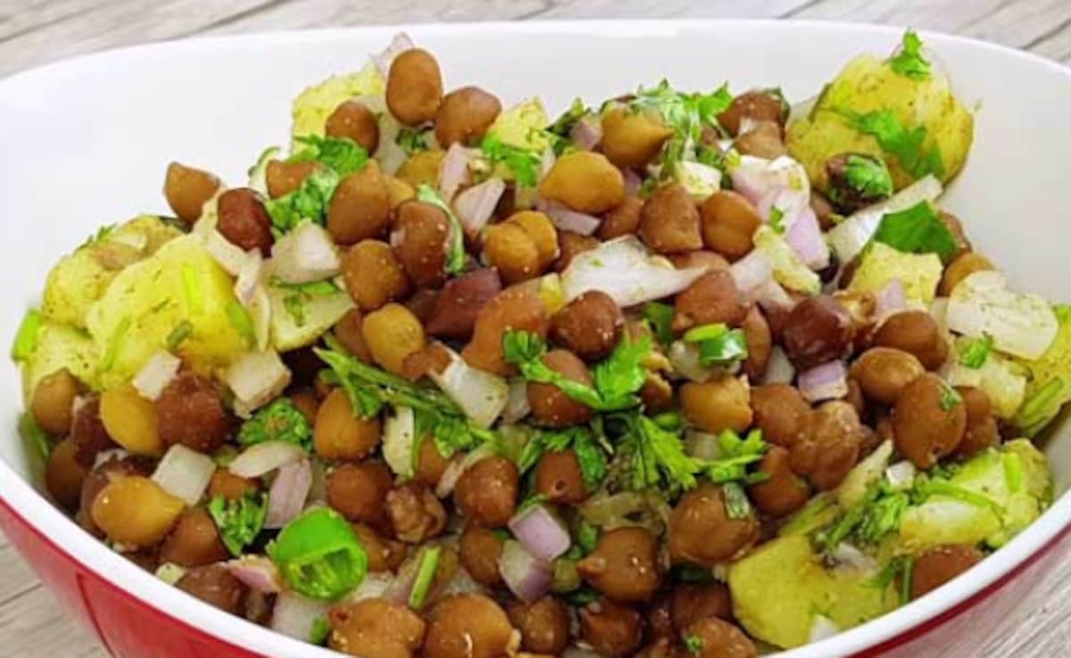 टेस्ट के साथ Protein का पावर पैक्ड तड़का, यह काला चना चाट देगा एक बार में 20 ग्राम प्रोटीन, पढ़ लीजिए रेसिपी