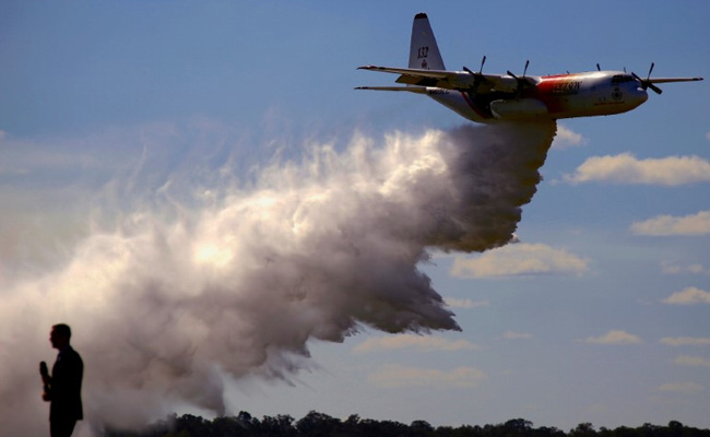 3 Killed After Plane Crashes While Fighting Bushfire In Australia