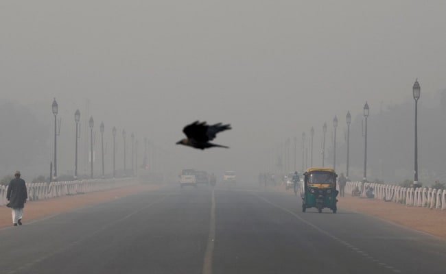 Reliance Industries To Use Plastic In Road Construction Amid Growing Concerns Over Pollution 1 omfibrv