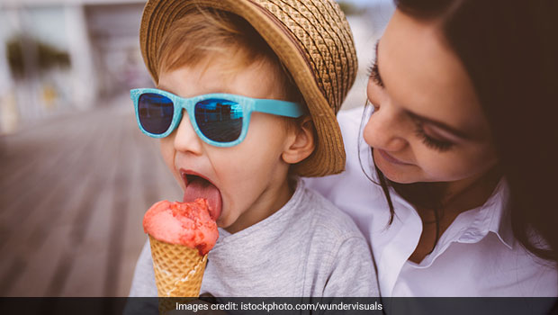 Dear Parents! What You Eat May Affect Your Child's Food Habit ; Experts Reveal How