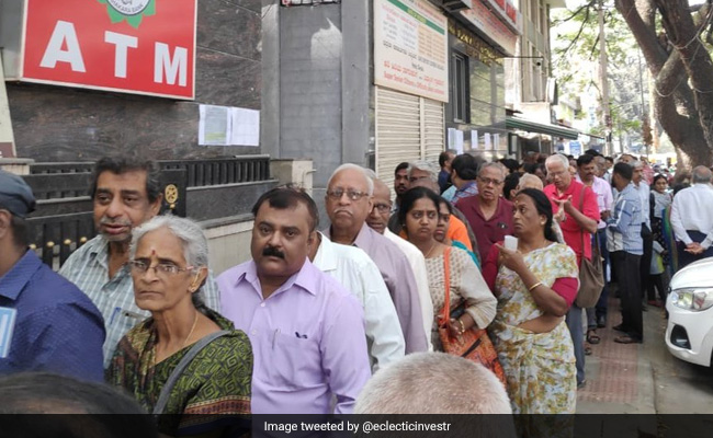 RBI ने बेंगलुरु के इस बैंक से 35,000 रुपए से ज्यादा निकालने पर लगाई रोक, BJP सांसद का आया बयान