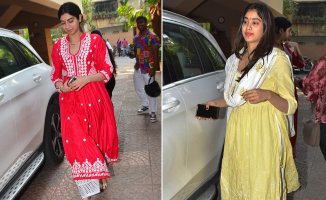 Janhvi Kapoor And Khushi Kapoor Kick Start The Year In Comfy <i>Kurtas</i> And <i>Salwars</i>