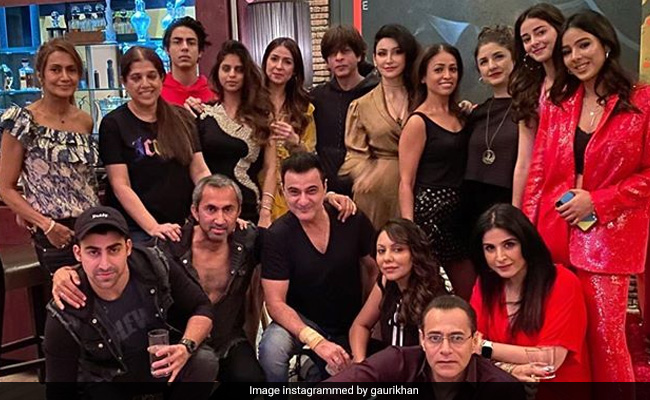 Inside Shah Rukh Khan And Gauri's New Year's Party. See Who The Couple Invited
