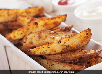 Aloo Chaat, Aloo Pakora And More - 7 Easy Aloo Snacks To Make At Home Aloo Chaat, Aloo Pakora And More - 7 Easy Aloo Snacks To Make At Home