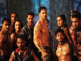 Street Dancer Box Office Collection Day 1: वरुण धवन-श्रद्धा कपूर की फिल्म का शानदार आगाज, पहले दिन कमा डाले इतने करोड़ Street Dancer Box Office Collection Day 1: वरुण धवन-श्रद्धा कपूर की फिल्म का शानदार आगाज, पहले दिन कमा डाले इतने करोड़