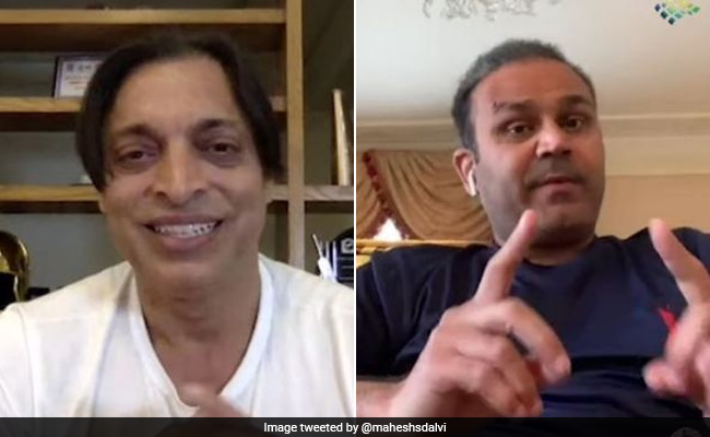 वीरेंद्र सहवाग पर शोएब अख्तर ने मारा तंज, बोले- 'जितने तुम्हारे सिर पर बाल नहीं, उतने मेरे पास...'