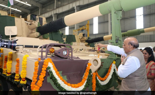With A <i>Tilak</i> And Swastika Symbol, Rajnath Singh Flags Off K-9 Vajra Gun