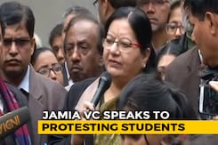 Jamia Vice Chancellor Confronted By Students Demanding Case Against Delhi Police Jamia Vice Chancellor Confronted By Students Demanding Case Against Delhi Police