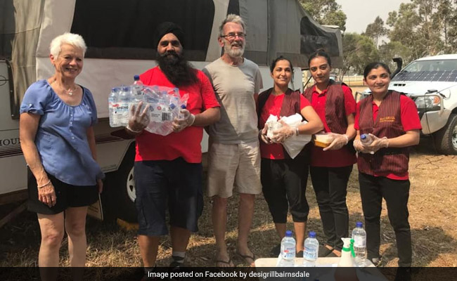 Indian Couple Providing Free Meals To Victims Of Australia Bushfires