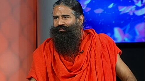 त्योहारों की बची मिठाई बेफ्रिक होकर खाइए, बस बाबा रामदेव का यह डिटॉक्स ड्रिंक पीना ना भूलें